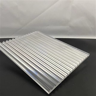 Prozirna i obojena rebrasta akrilna ploča za uređenje hotela